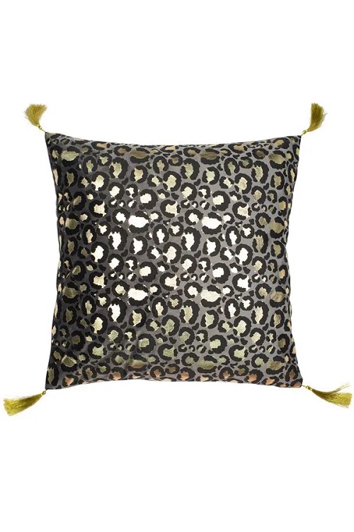 Leopard_Gold_Foıl_Prınt_Grey_Cushıon_Wıth_Tassles_45X45Cm_Sc-Amur_Malini_Cushions